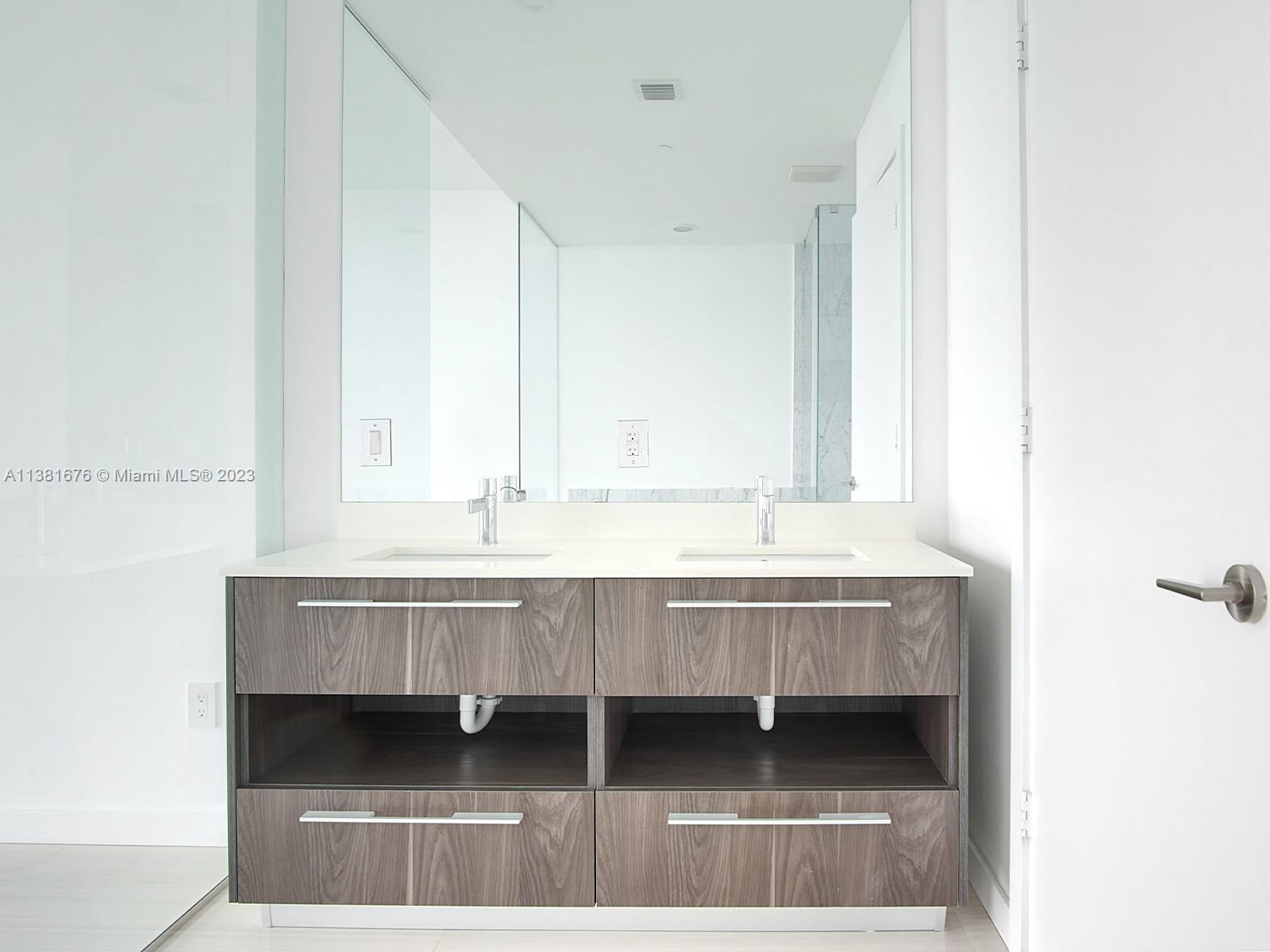 GRAN PARAISO CONDO - Residential Lease