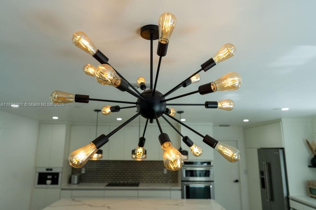 COUNTRY CLUB GROVE PT 2 - Residential Lease