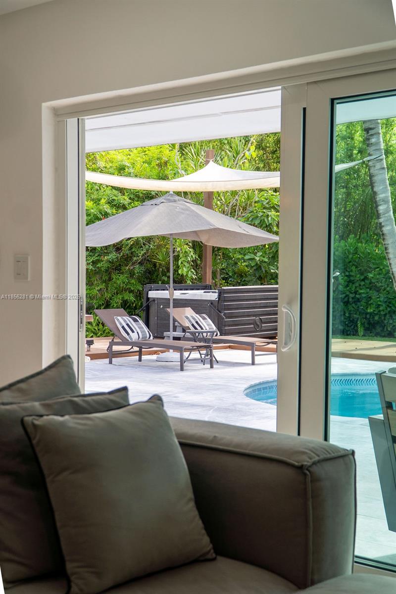 COUNTRY CLUB GROVE PT 2 - Residential Lease