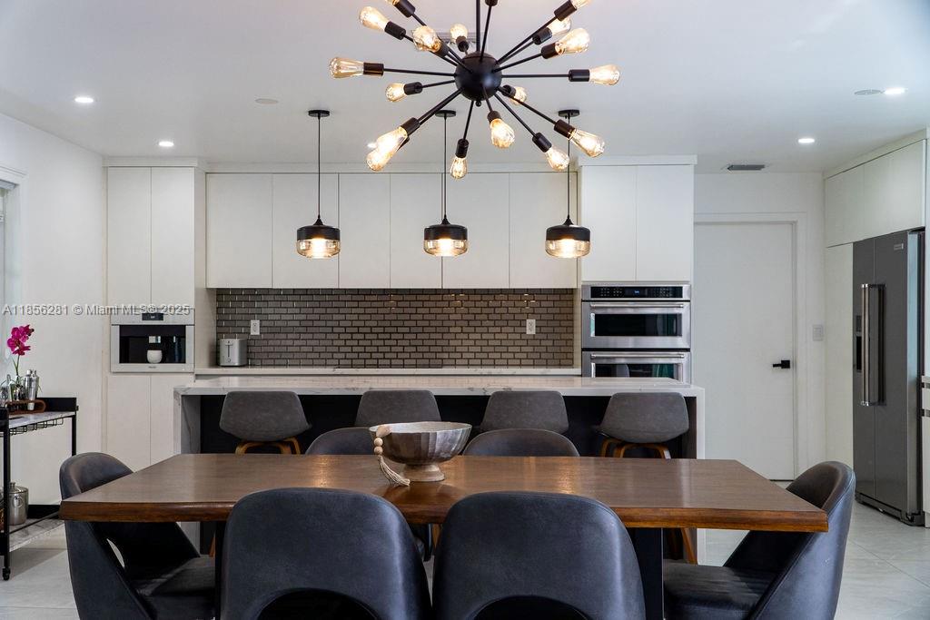 COUNTRY CLUB GROVE PT 2 - Residential Lease