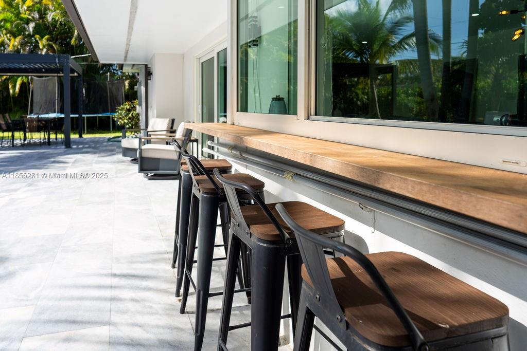 COUNTRY CLUB GROVE PT 2 - Residential Lease