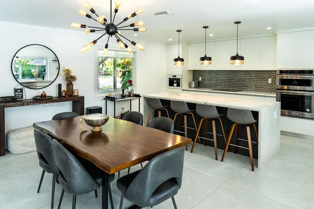 COUNTRY CLUB GROVE PT 2 - Residential Lease