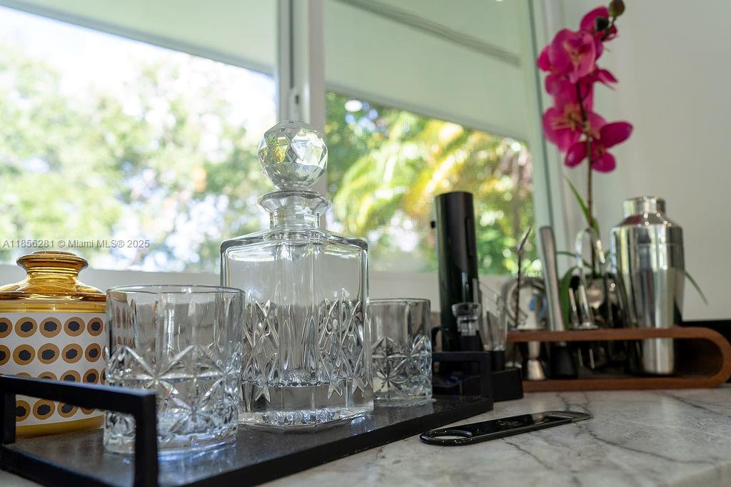 COUNTRY CLUB GROVE PT 2 - Residential Lease