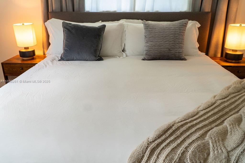 COUNTRY CLUB GROVE PT 2 - Residential Lease