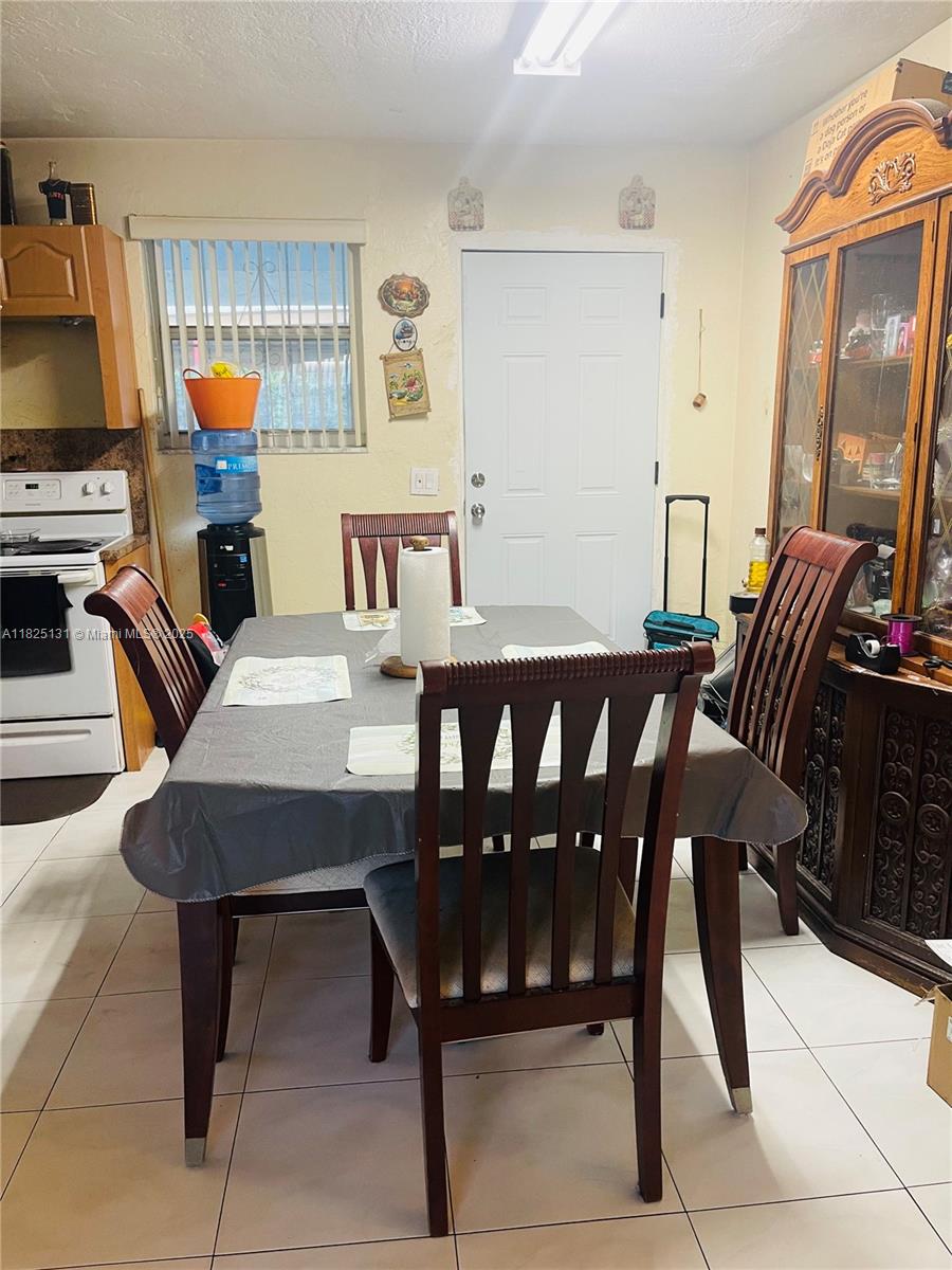 1905 NW 155th St