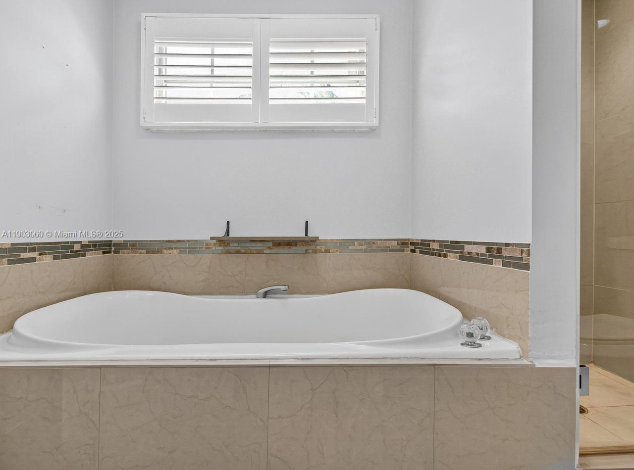 EMBASSY LAKES PHASE III - Residential