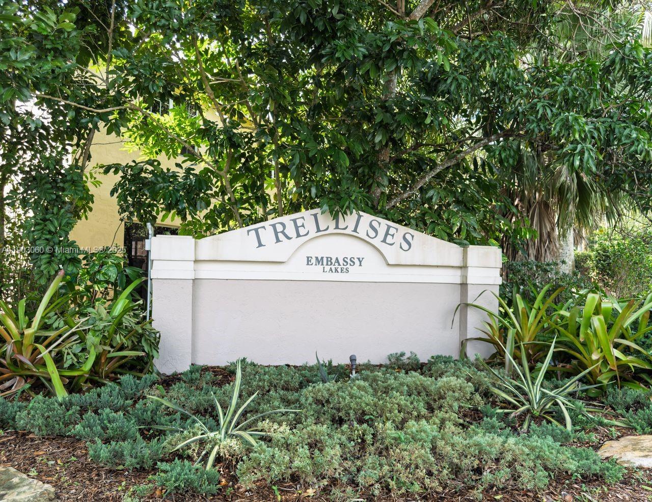 EMBASSY LAKES PHASE III - Residential