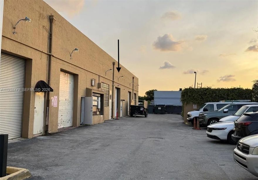 Great location. Close to Okeechobee, close to 103rd, easy access to Palmetto Expressway. 

Combination office / warehouse with rolling garage door. Office area has bathroom, kitchenette and eating area.