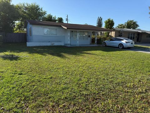 Photo of 2340 Jamaica Dr, Miramar, FL 33023 (MLS # A11922010)