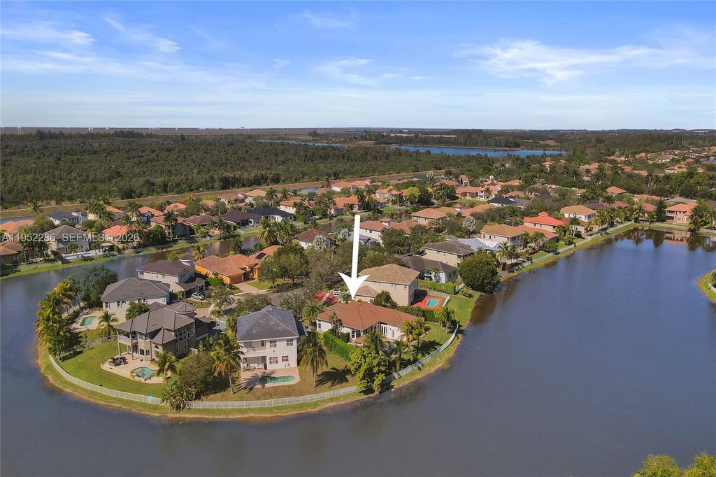 Photo of 3311 SW 194th Ter, Miramar, FL 33029 (MLS # A11952286)