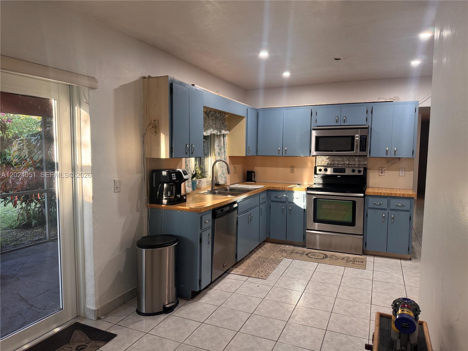 SAGA BAY SEC 1 - Residential