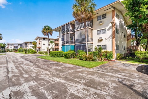 Photo of 1395 NE 167th St #212, Miami, FL 33162 (MLS # A12094727)