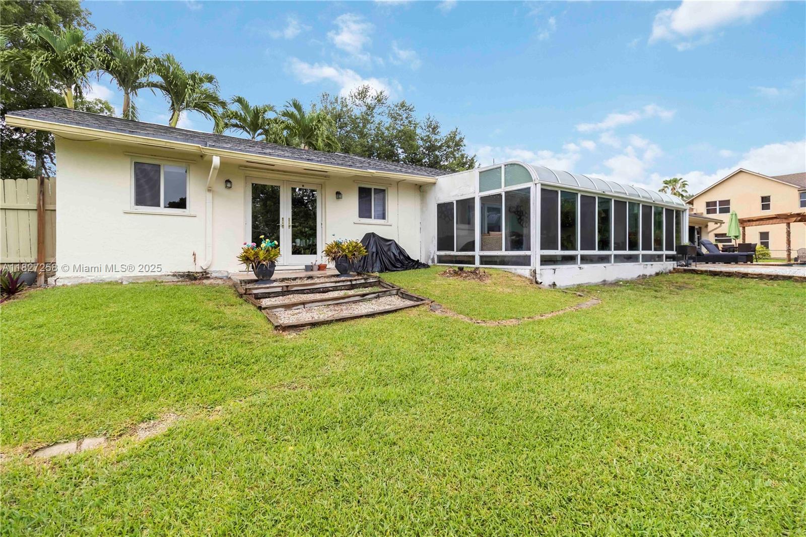 Plantation Acress - Residential