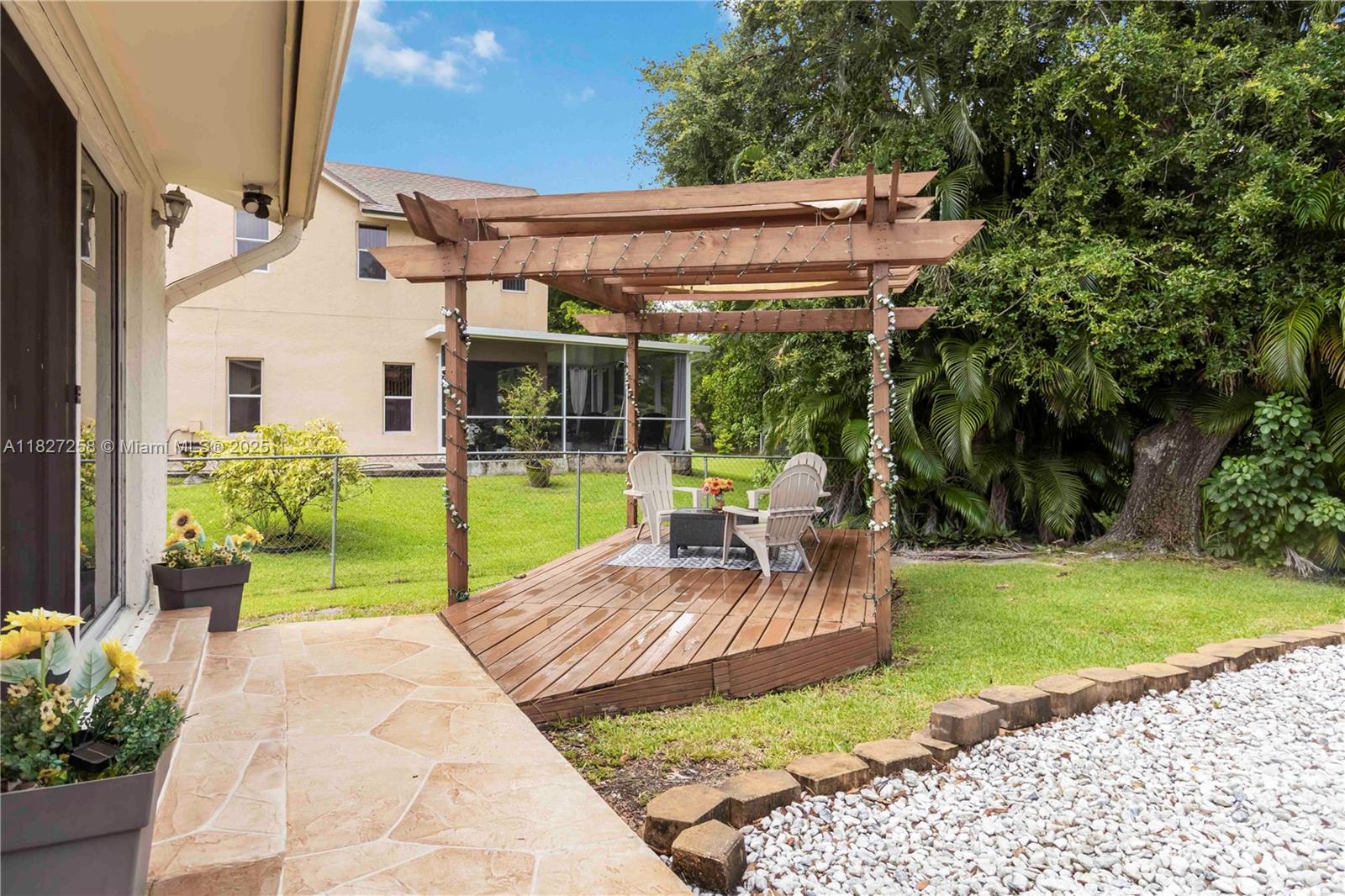 Plantation Acress - Residential