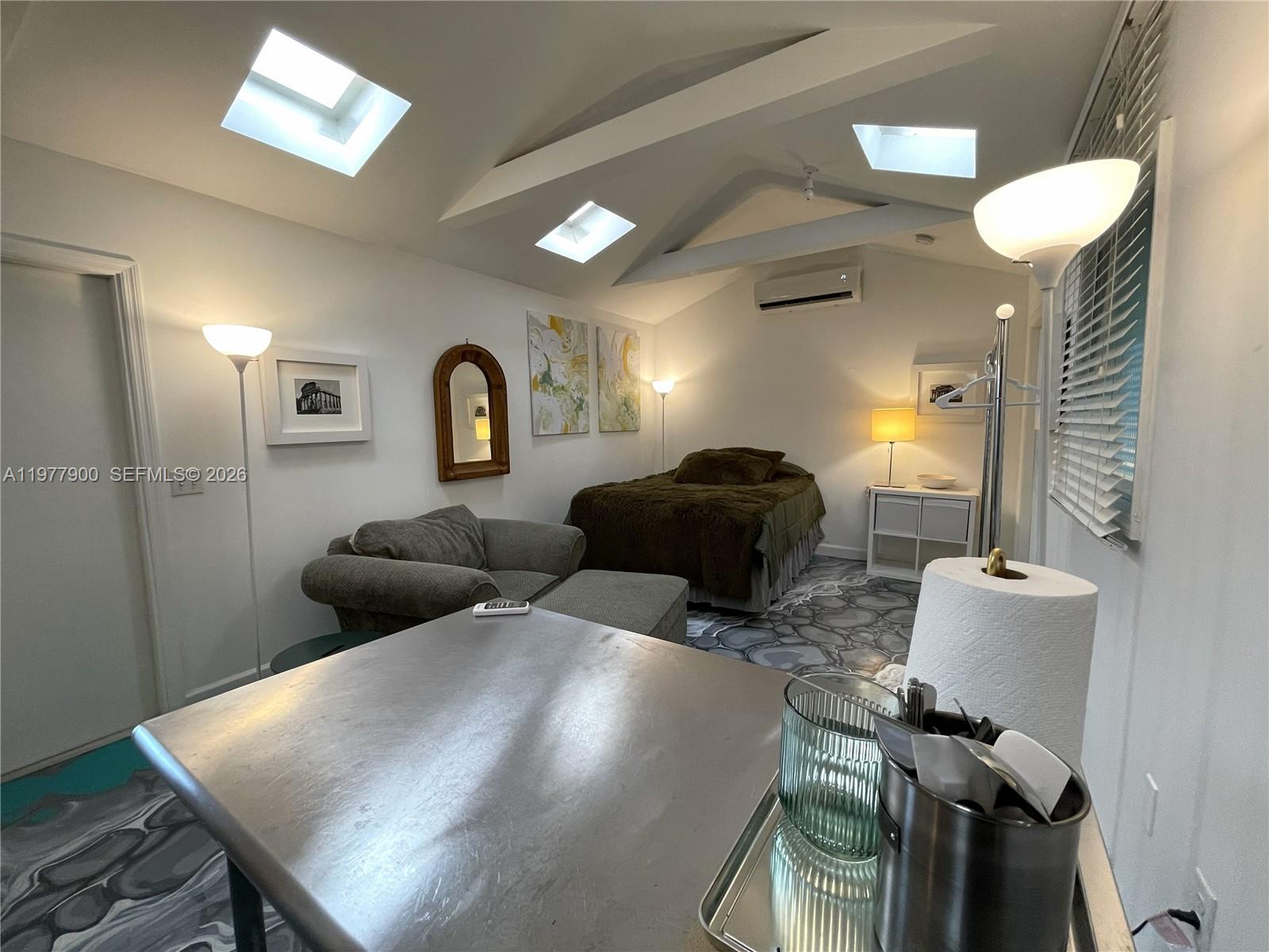 MARKS SUB - Residential Income