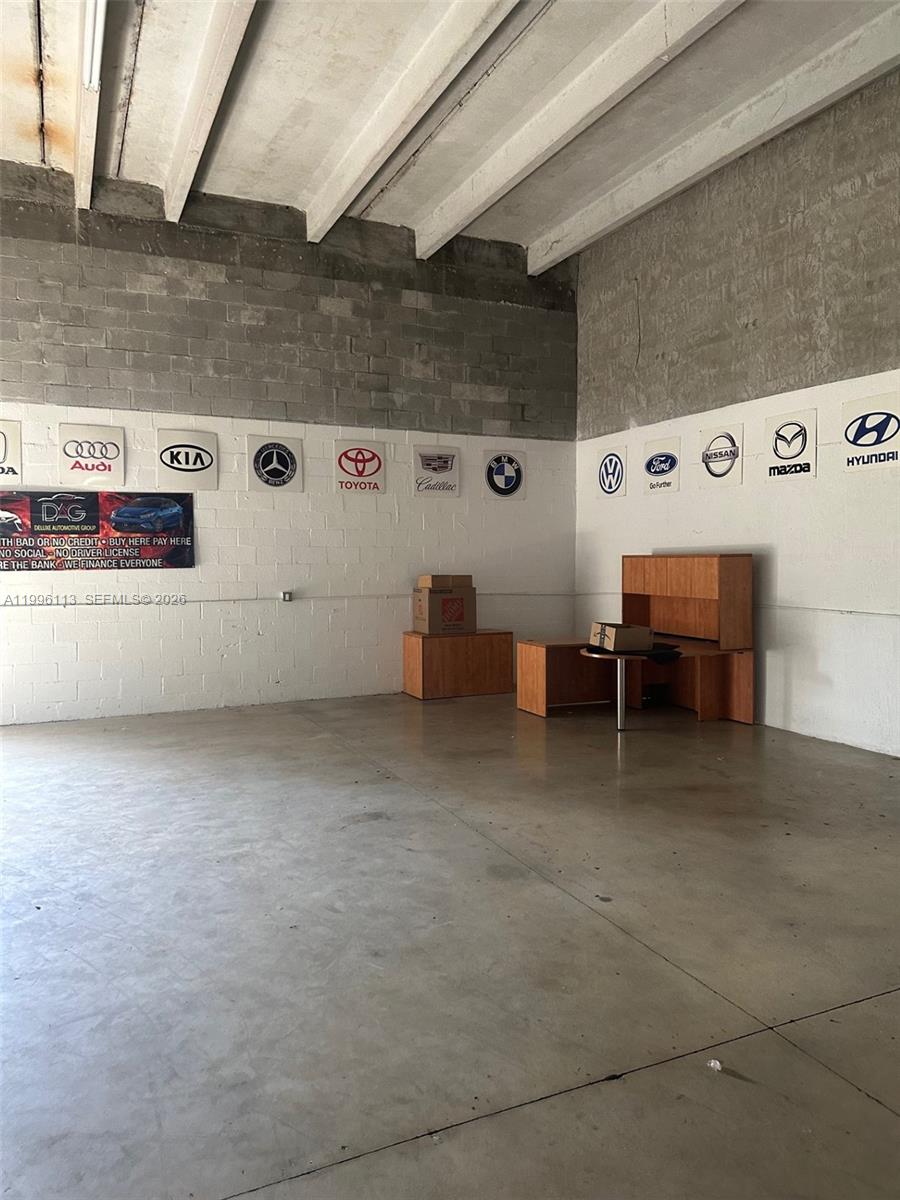 12450 NW 38th Ave A12450