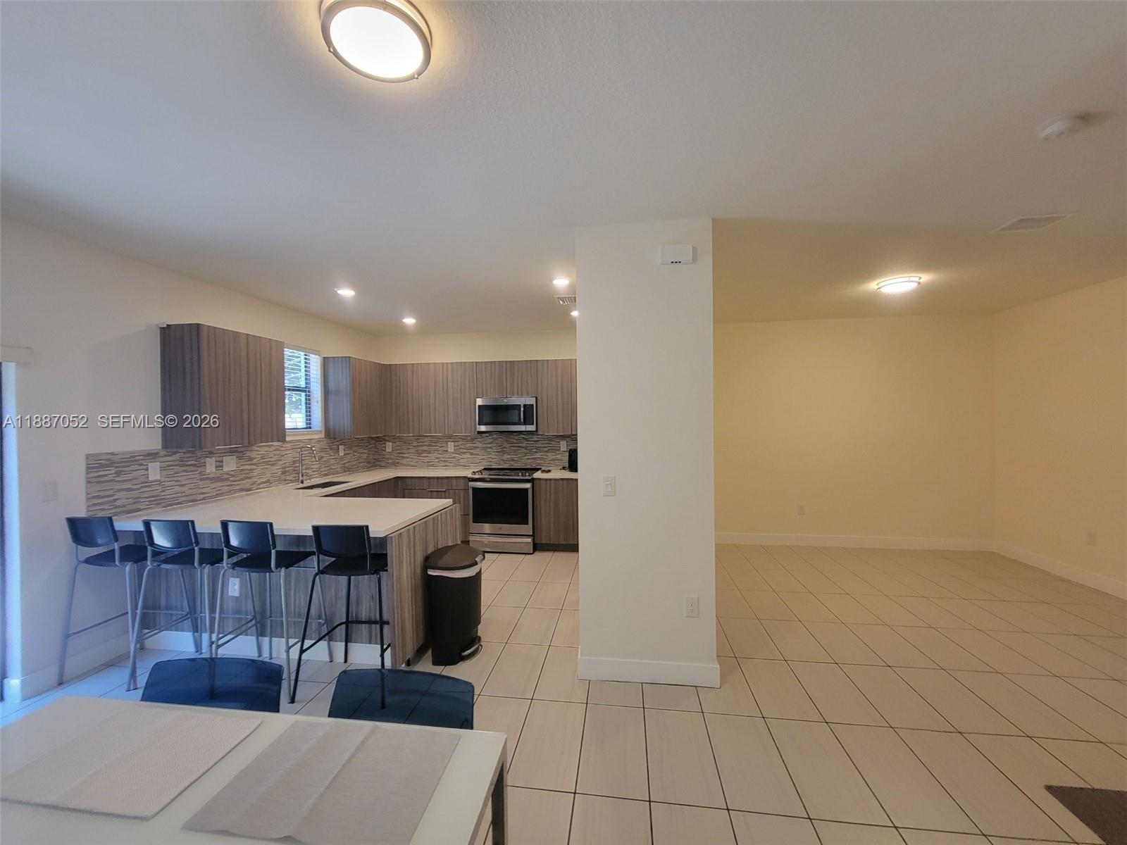 GRAND BAY NORTH - Residential