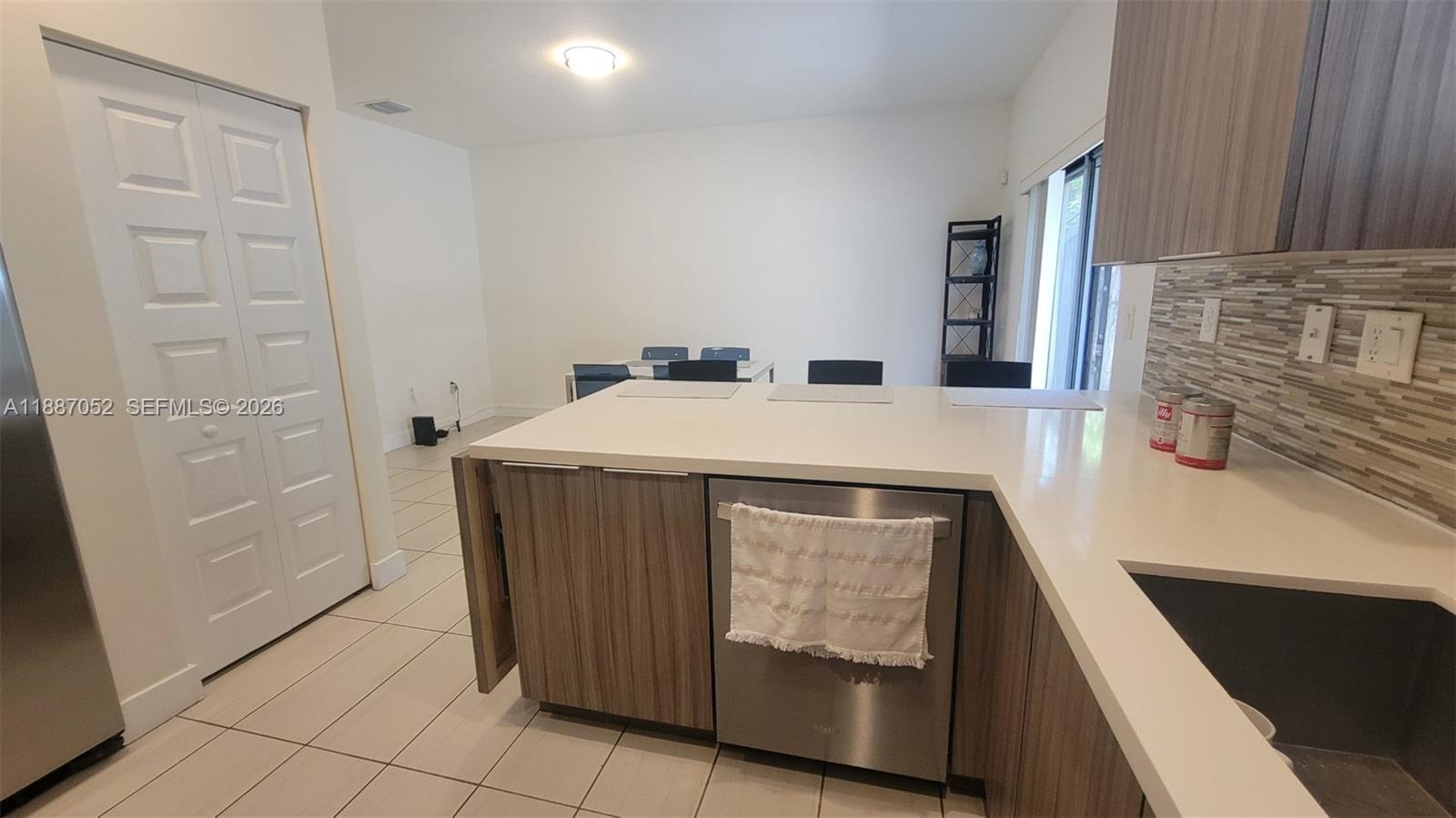 GRAND BAY NORTH - Residential