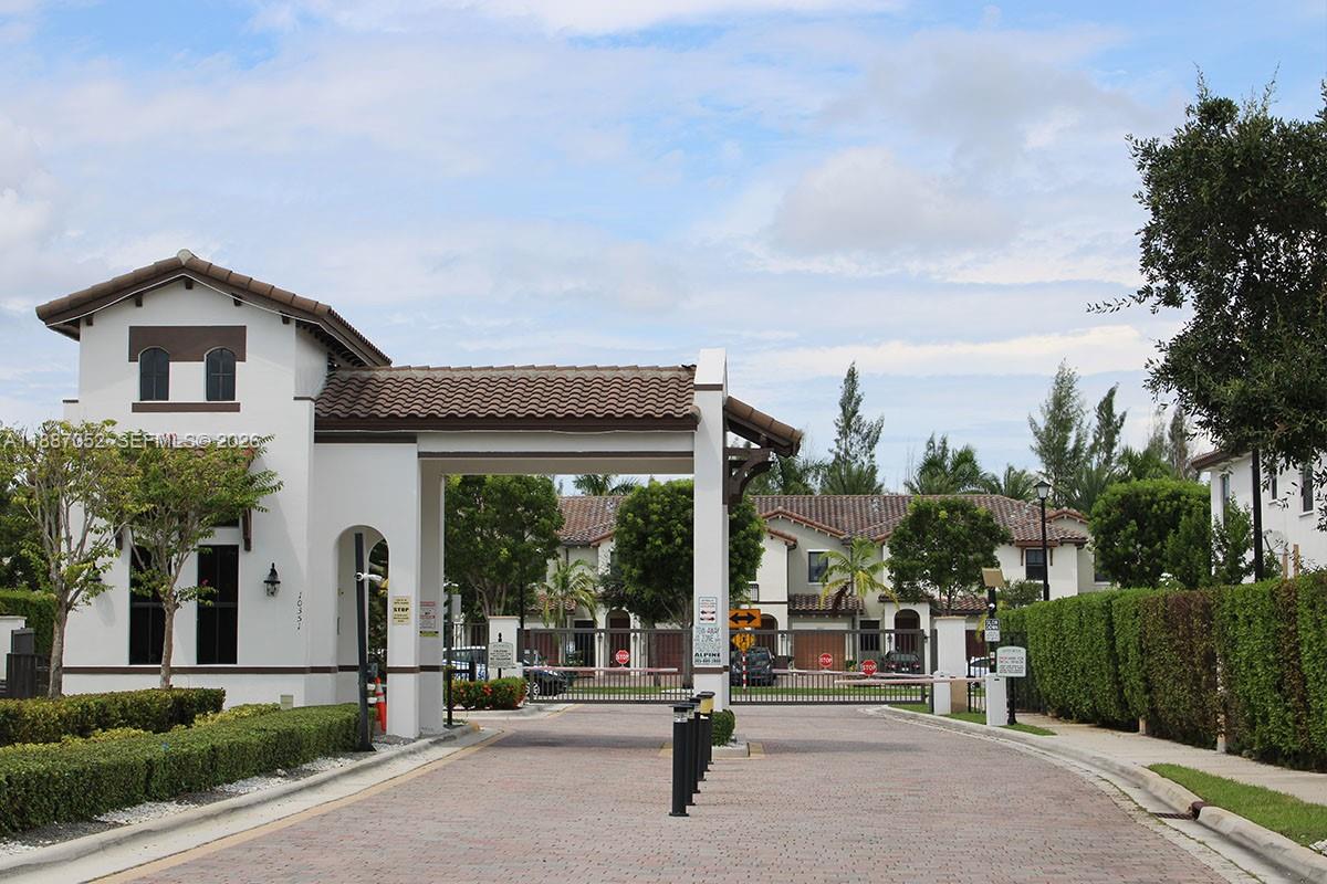 GRAND BAY NORTH - Residential