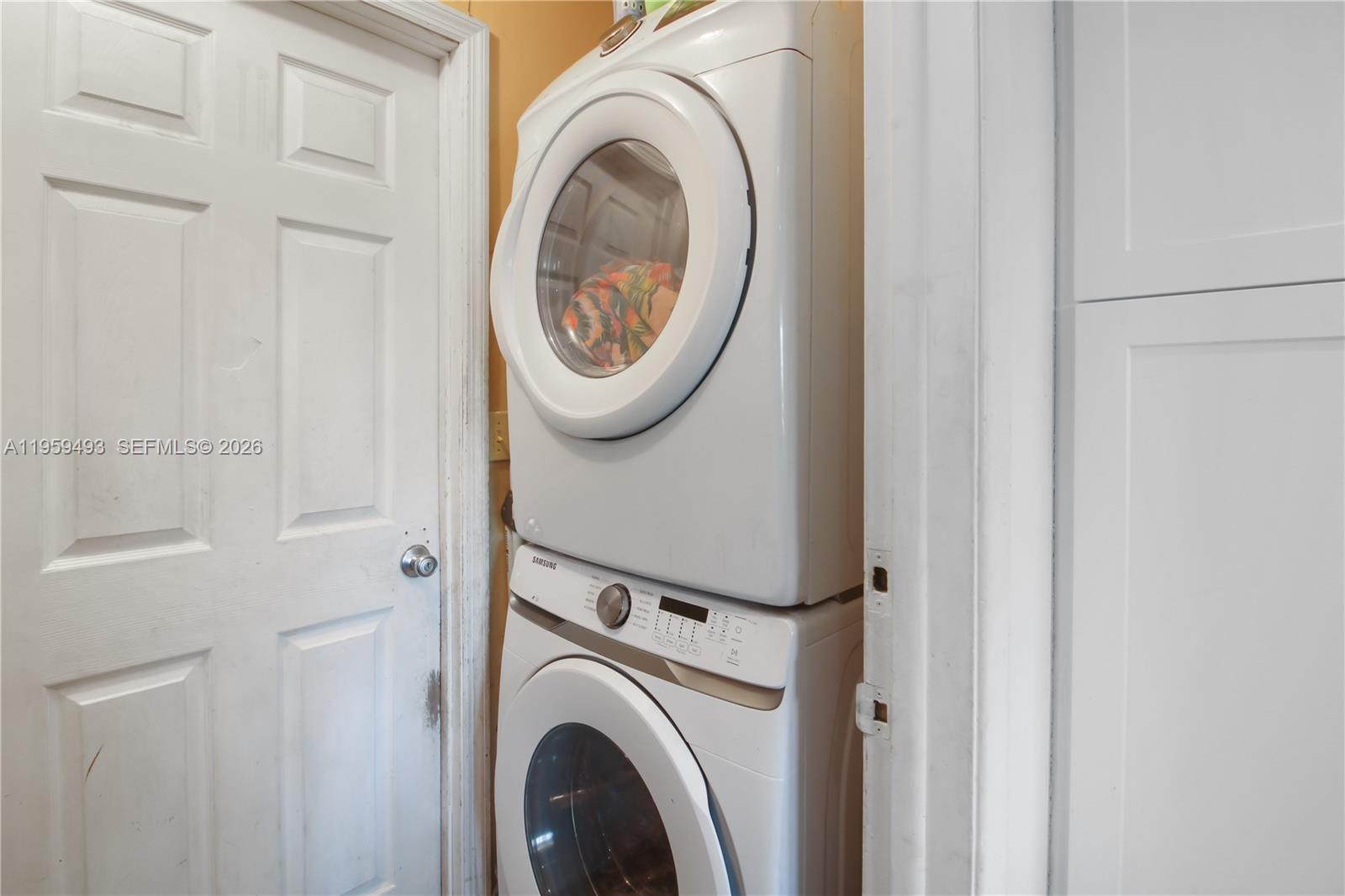 WESTVIEW SEC 3 PART 2 - Residential