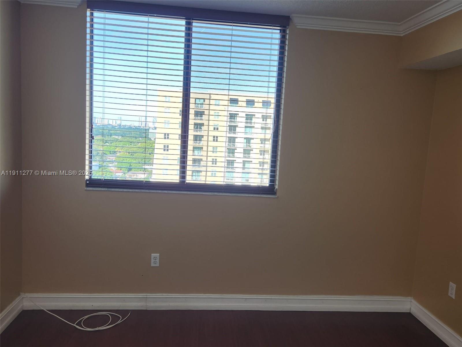 KEYSTONE PARK CONDO - Residential