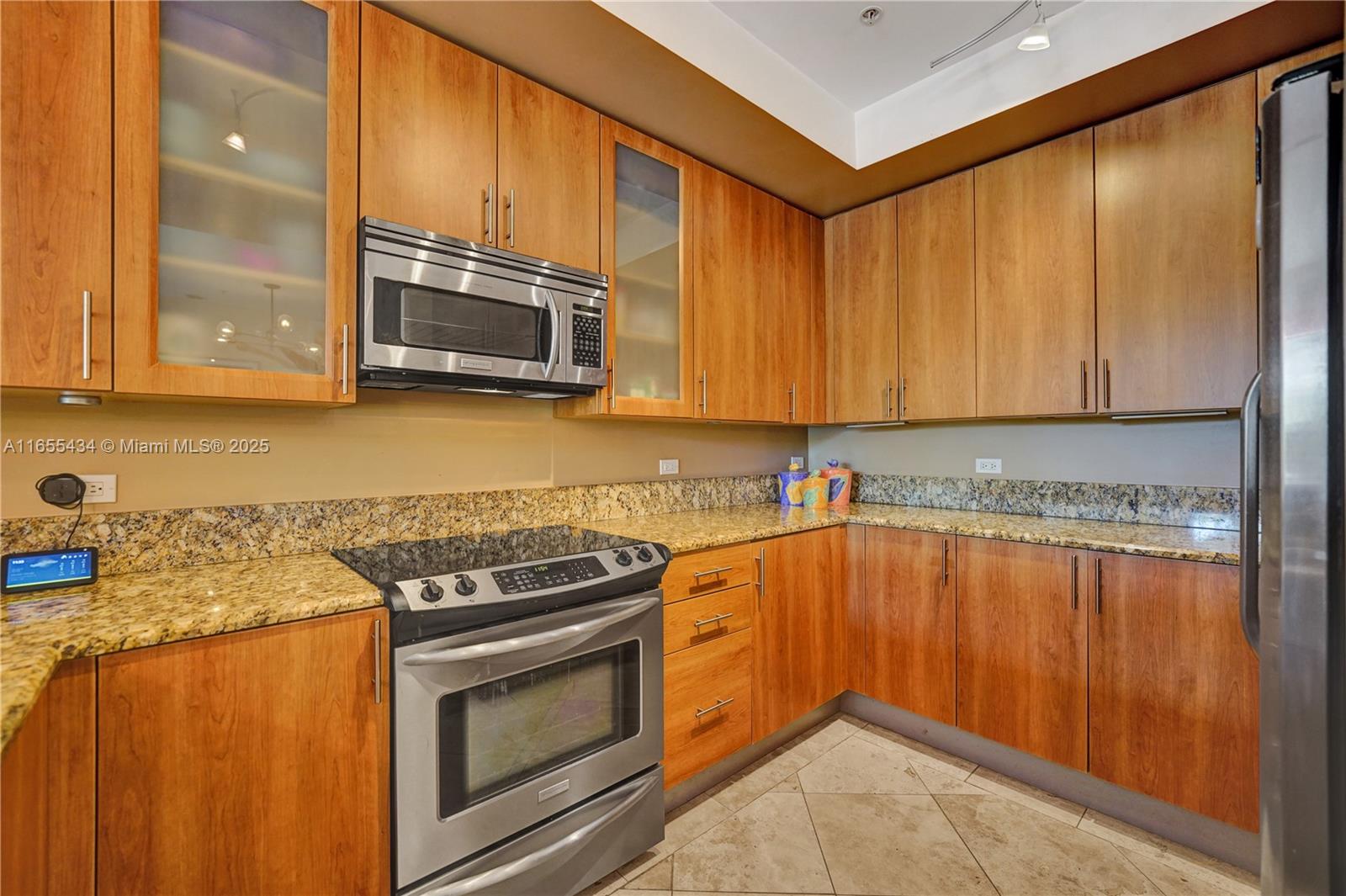 WILTON STATION RES CONDO - Residential