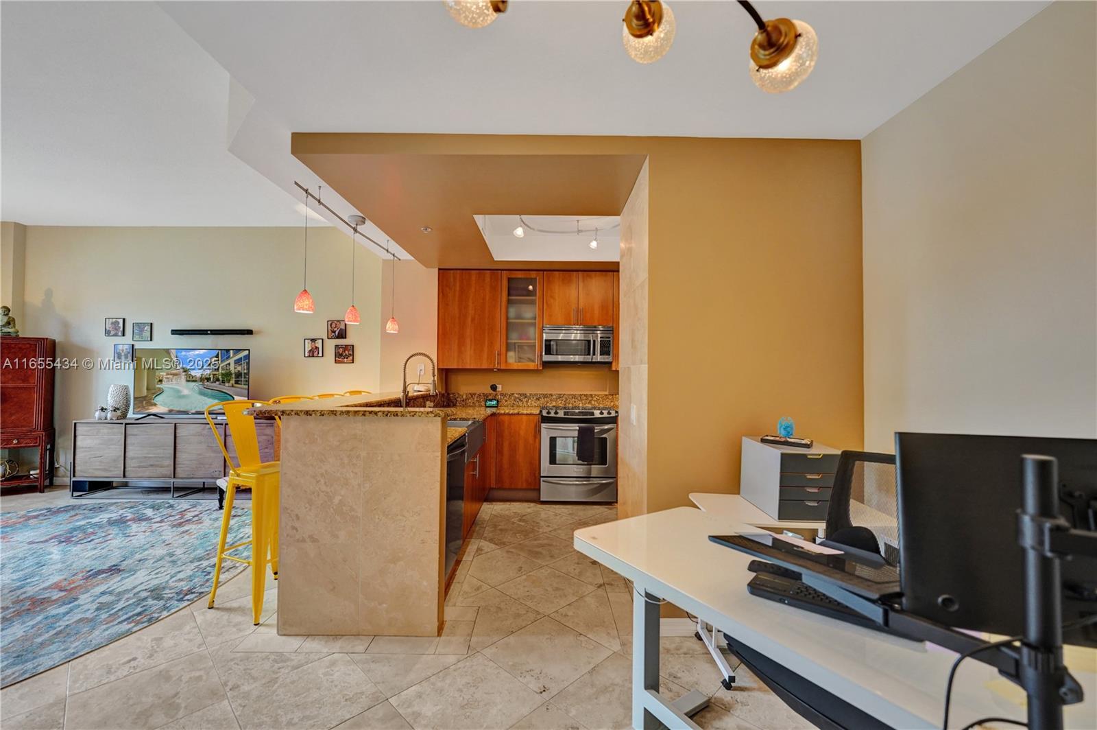 WILTON STATION RES CONDO - Residential