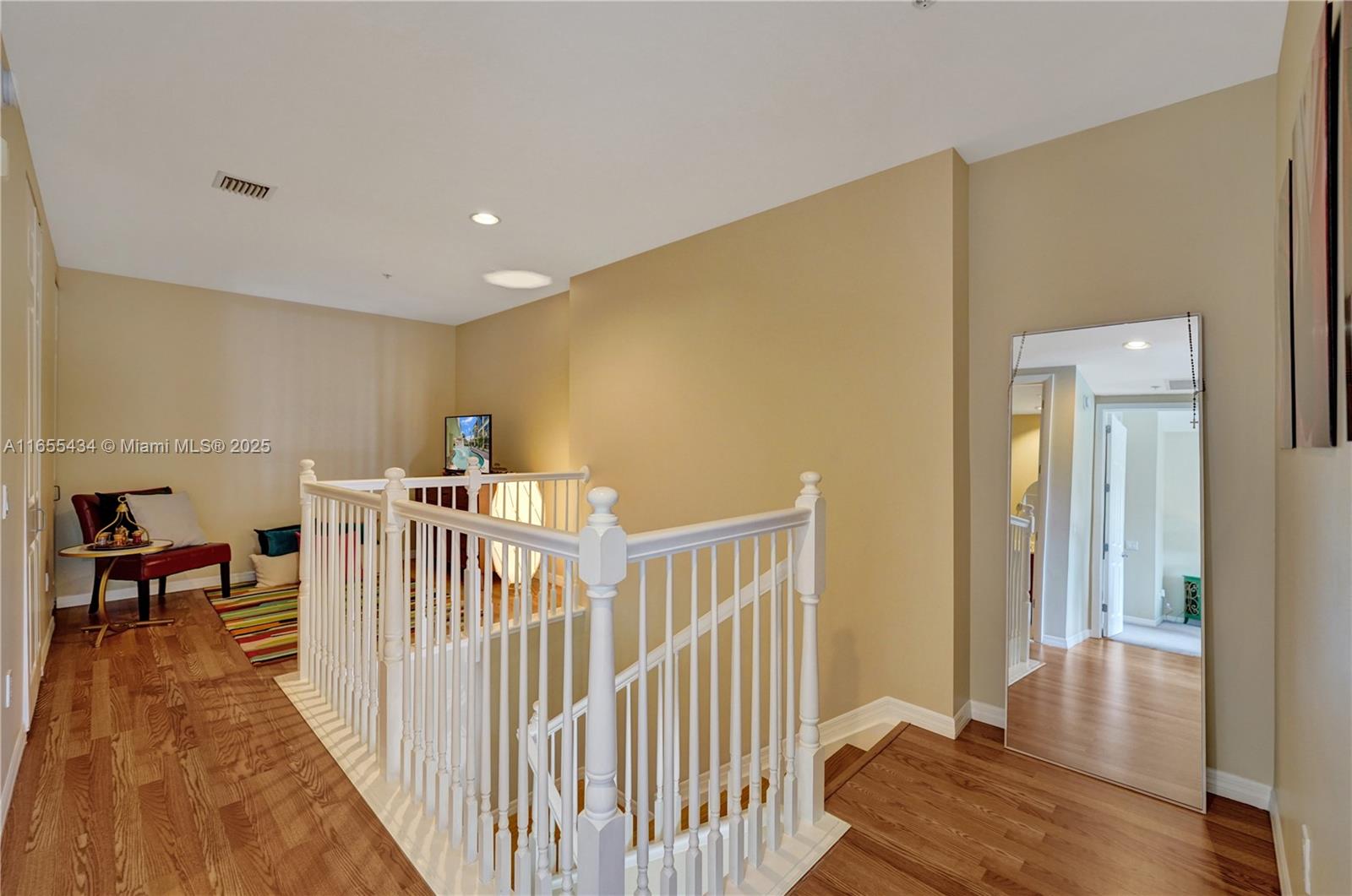 WILTON STATION RES CONDO - Residential