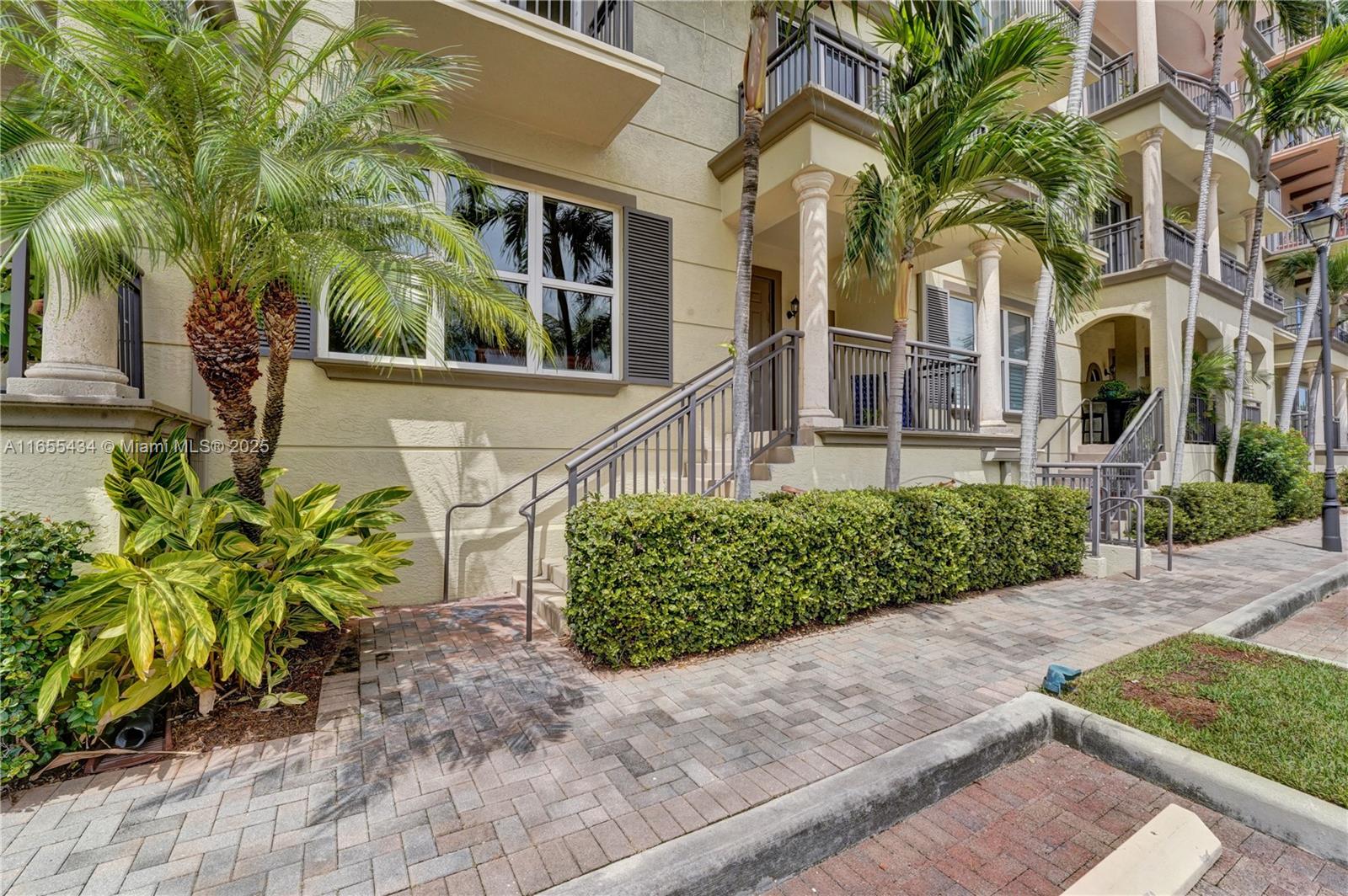 WILTON STATION RES CONDO - Residential