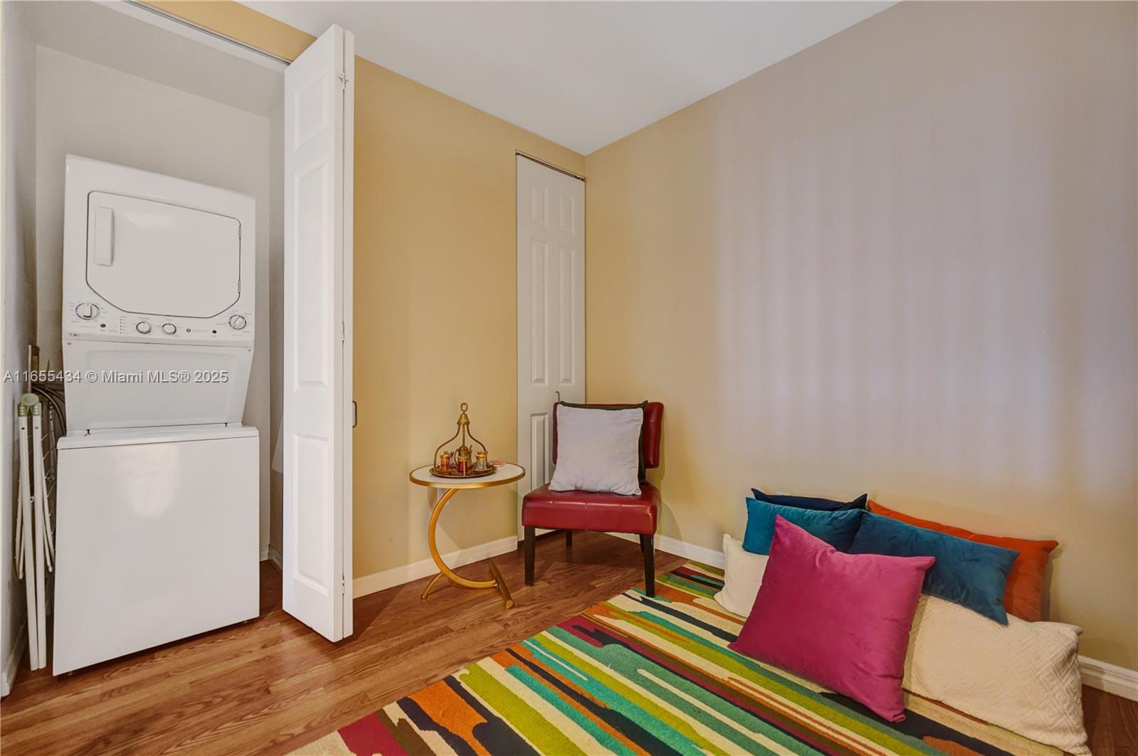 WILTON STATION RES CONDO - Residential