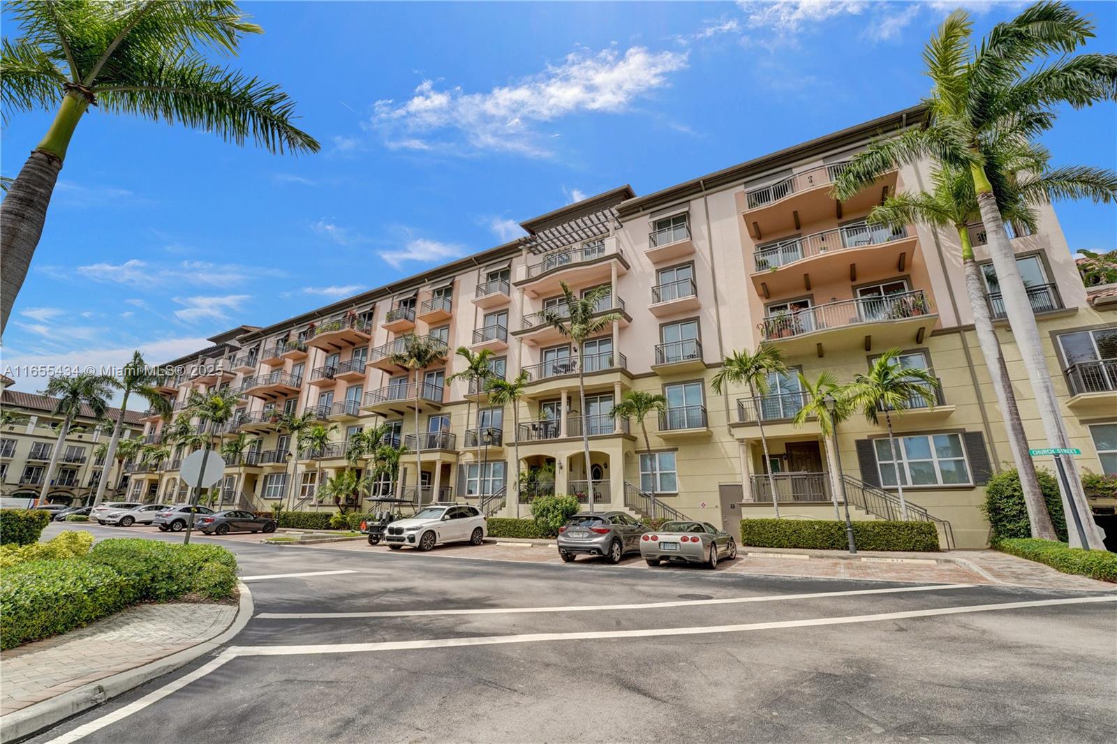 WILTON STATION RES CONDO - Residential