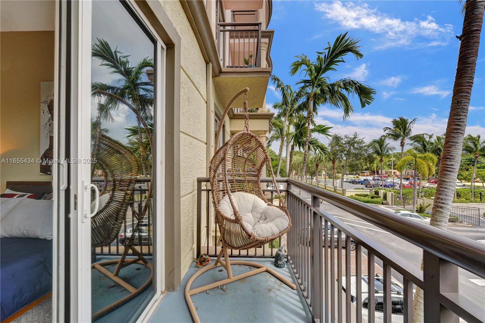 WILTON STATION RES CONDO - Residential