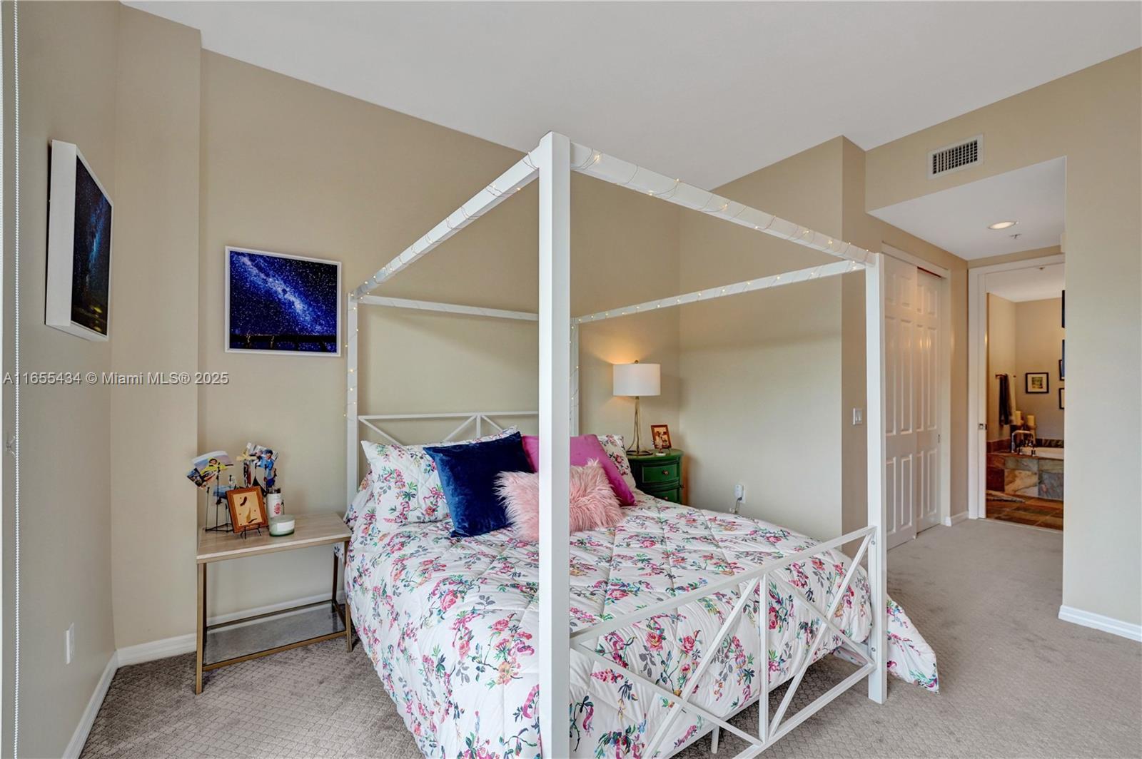 WILTON STATION RES CONDO - Residential