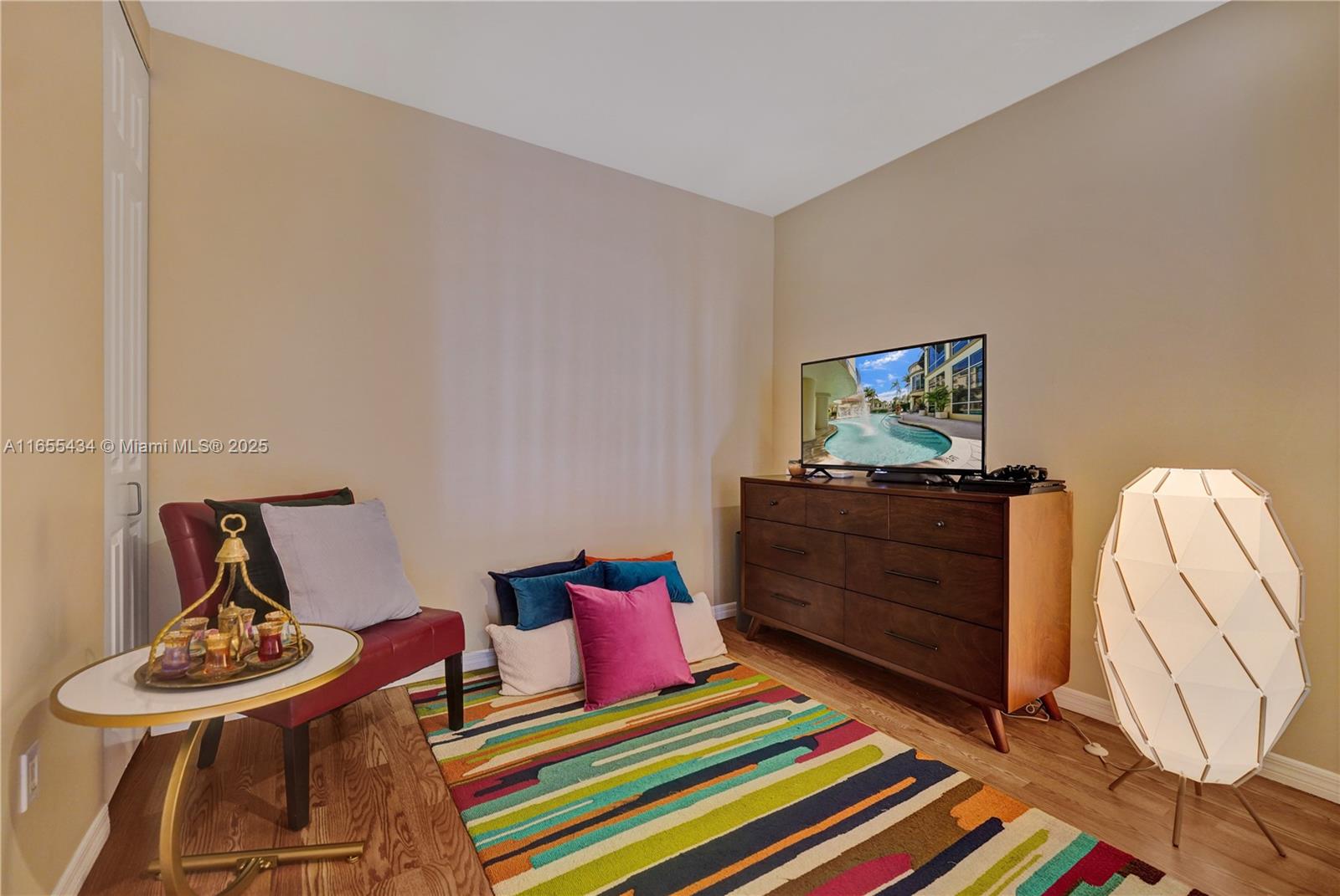 WILTON STATION RES CONDO - Residential
