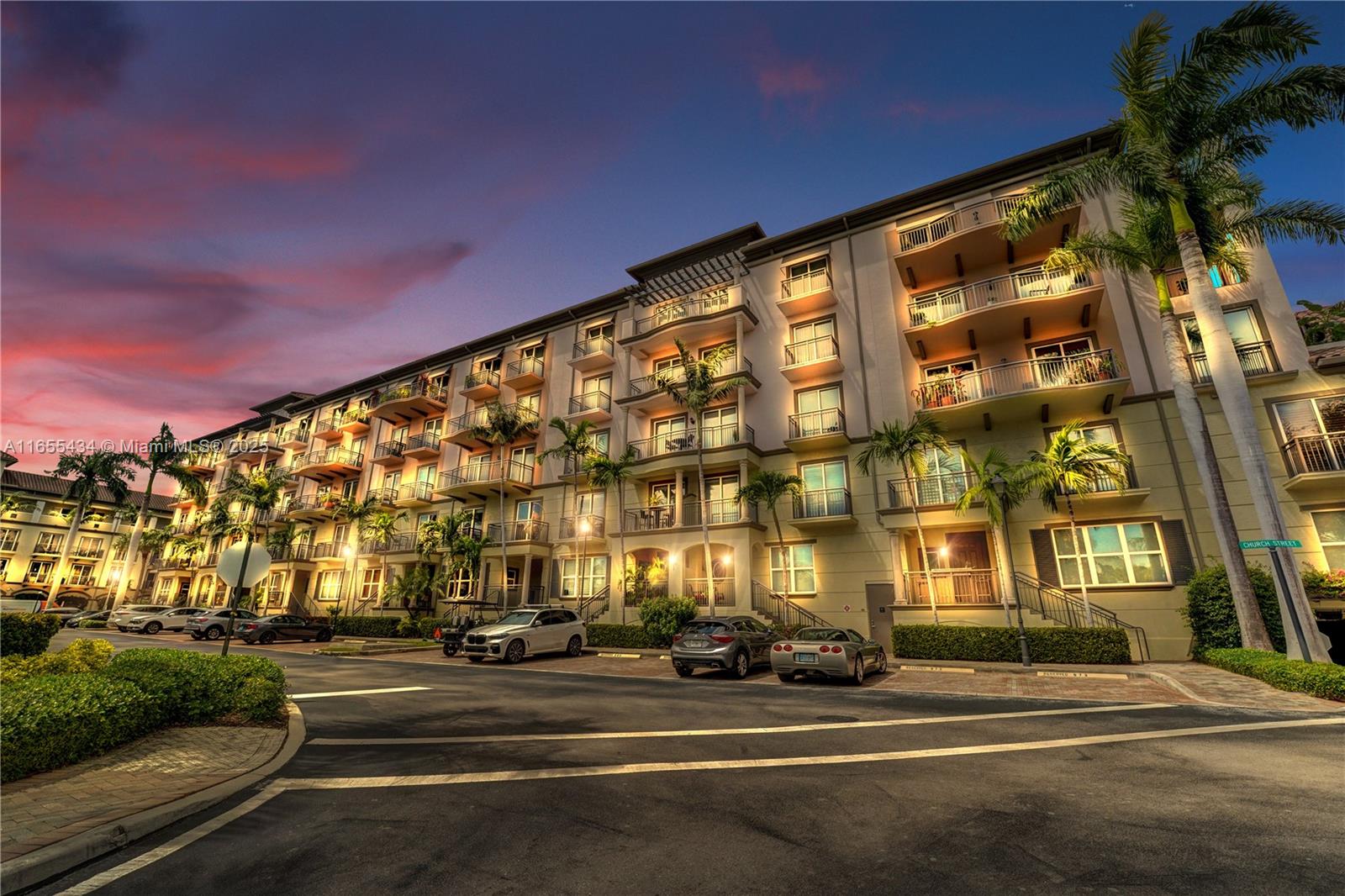WILTON STATION RES CONDO - Residential