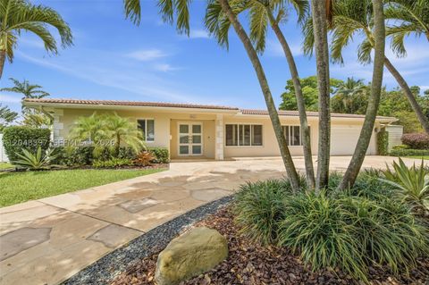 Photo of 621 NW 74th Ave, Plantation, FL 33317 (MLS # A12048397)