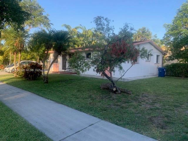 View photos, virtual tours, details... 1470 North Dr