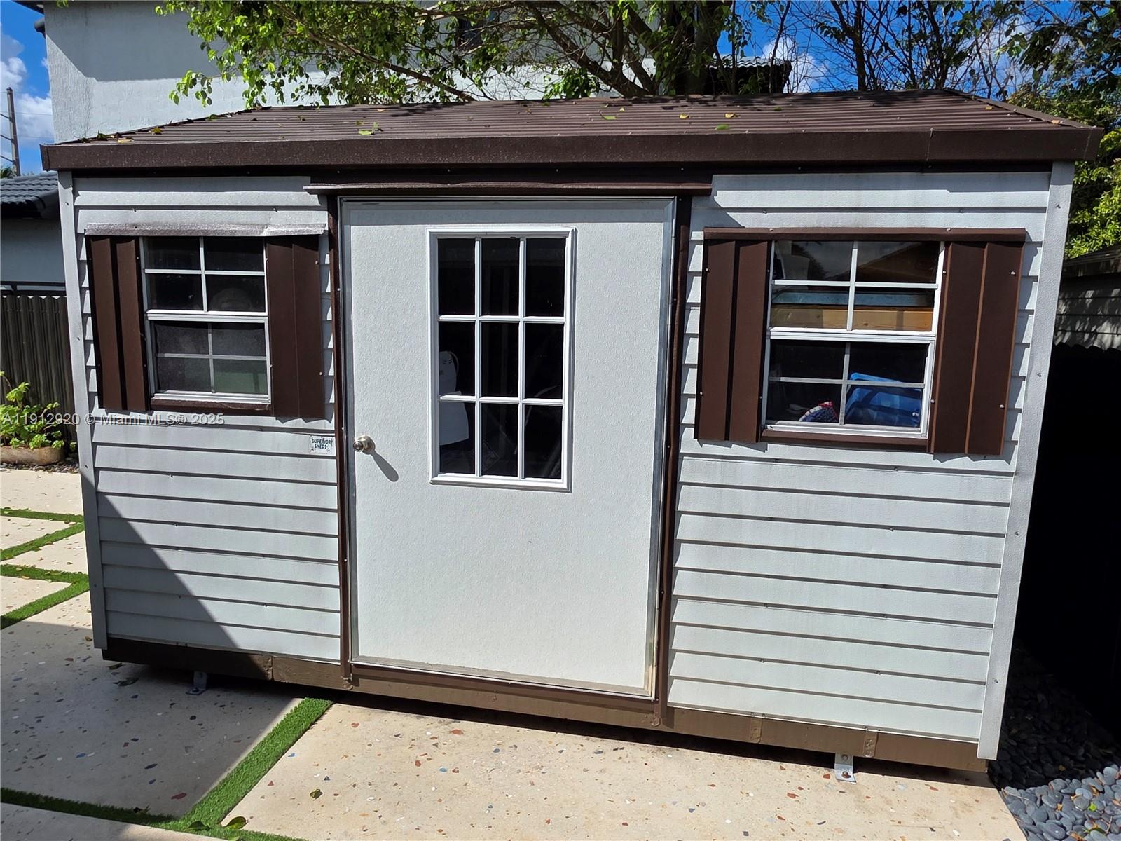 EFM ESTATES SECTIONS TWO - Residential