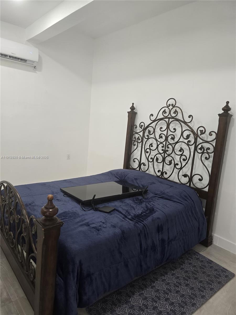 EFM ESTATES SECTIONS TWO - Residential