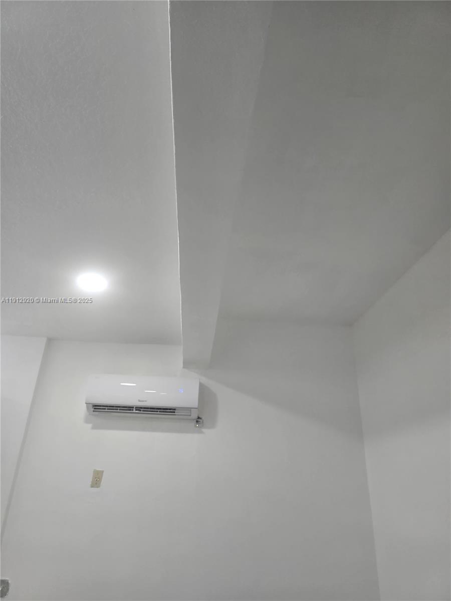 EFM ESTATES SECTIONS TWO - Residential