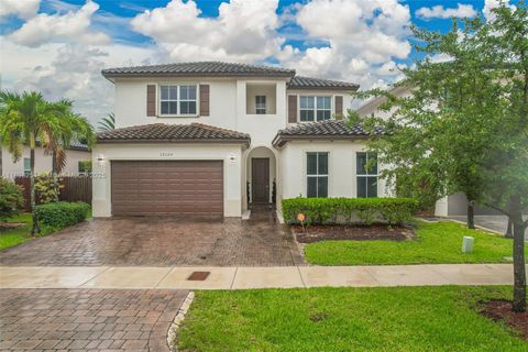 15104 SW 176th St Miami FL 33187