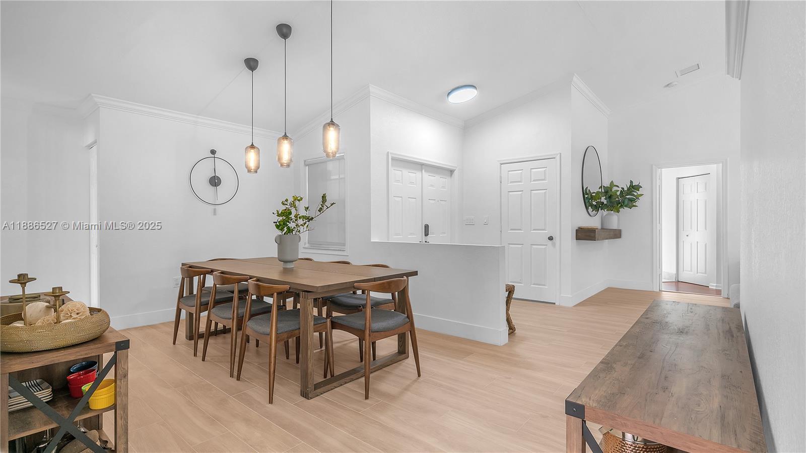 PEMBROKE SPRINGS PLAT - Residential Lease