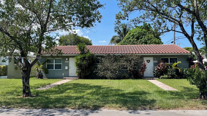 Beautiful residential income property offering in each unit impact windows and doors, separate electric meters, central HVAC systems, separate hot water tanks, and private screened porches on each one. Both properties share a beautiful backyard with lots of shade and beautiful trees.
1911 is a 2/1; Unit 1909 is 1/1. Property has an alley alongside of the property and back as well, and also a paved driveway leading to a detached garage which is used for storage.  Backyard parking area has ample room to park a boat or an RV. Both units are currently rented month-to-month and paying below-market rents.