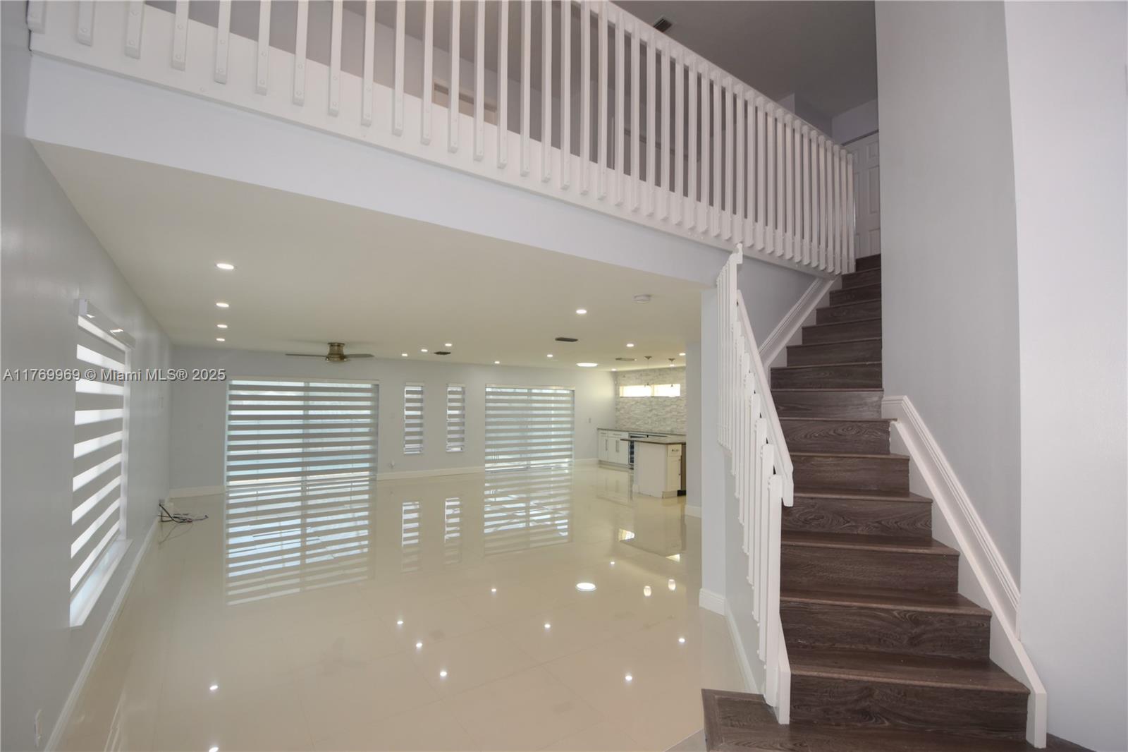 6450 Buena Vista Dr