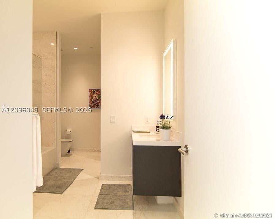 851 NE 1st Ave 510