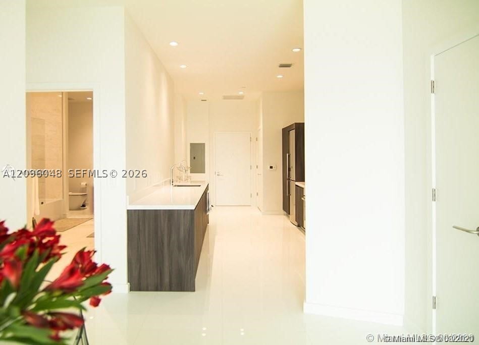851 NE 1st Ave 510