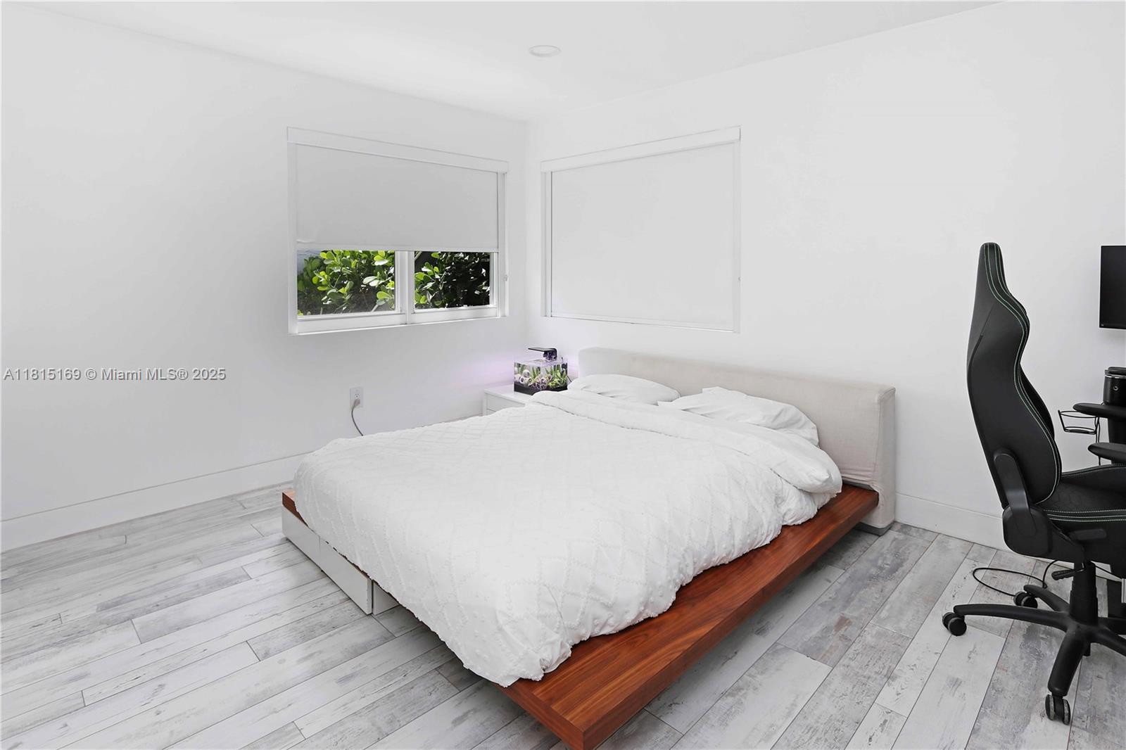 HOLLYWOOD - Residential