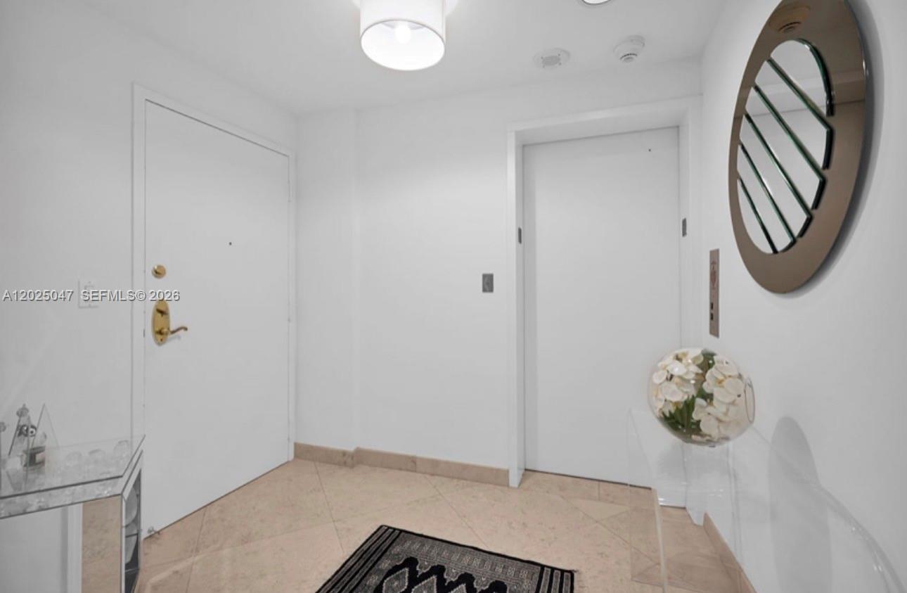 9601 Collins Ave 403