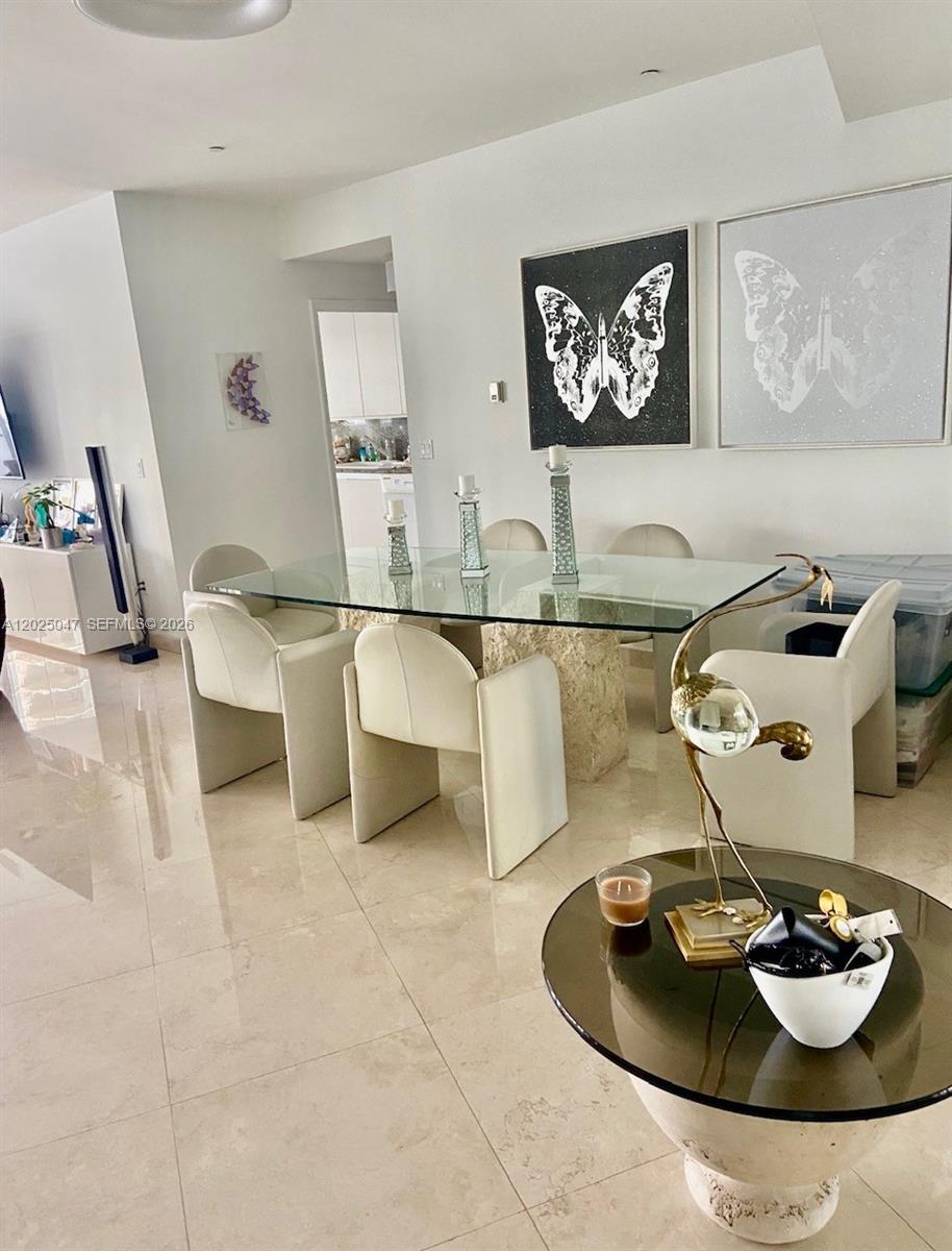 9601 Collins Ave 403