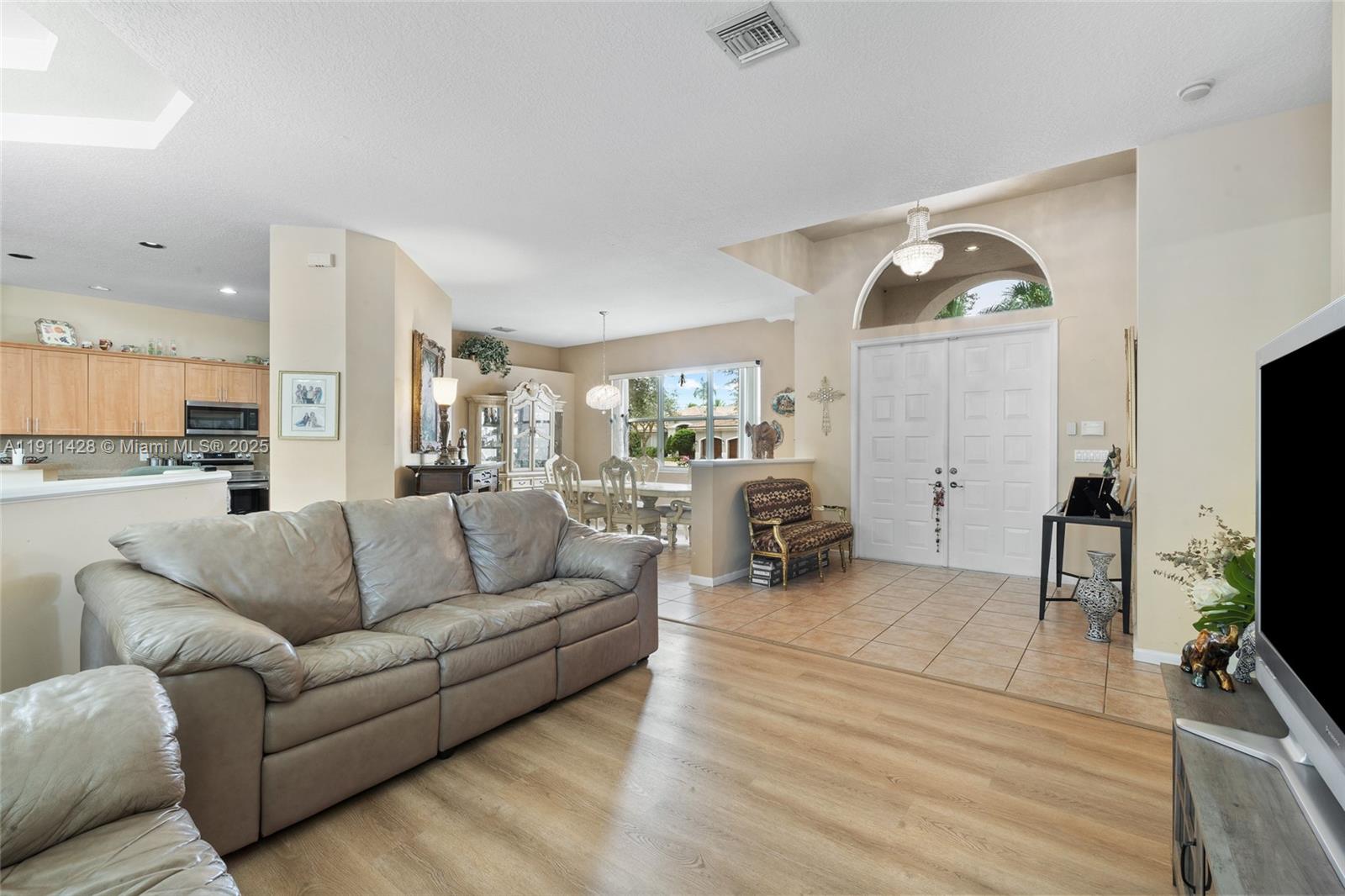 IMAGINATION FARMS EAST - Residential